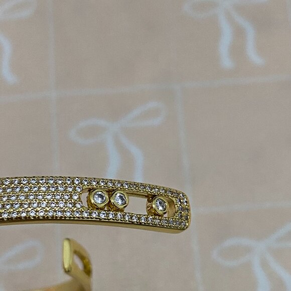 Messika Bracelet With Multiple Small Diamonds - Picture 5 of 7